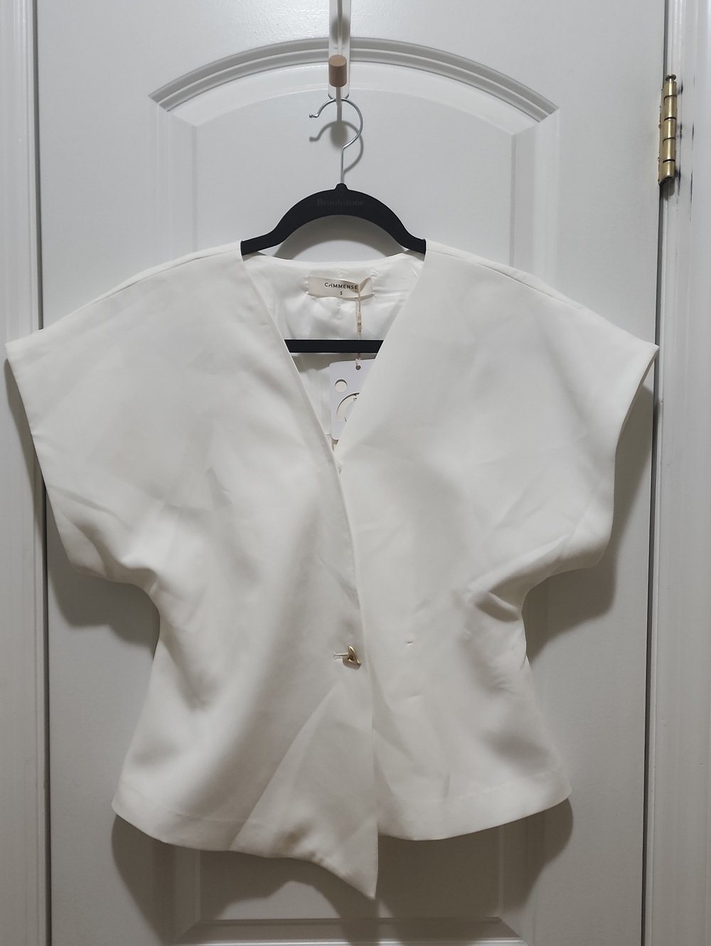 Commense White Short-Sleeve V-Neck Structured Top